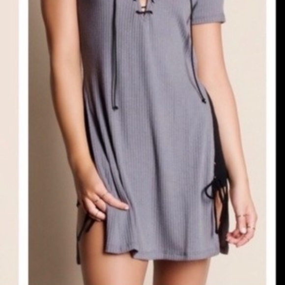 🎉🎊HP🎉🎊Lace Up Tunic - Picture 2 of 4